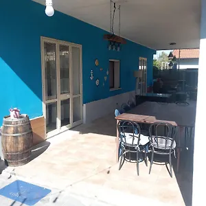 https://villa-mariangela.sicilyhotelsitaly.net